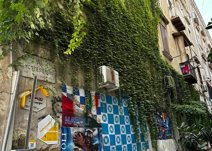 A Cas Ra Nonna Napoli